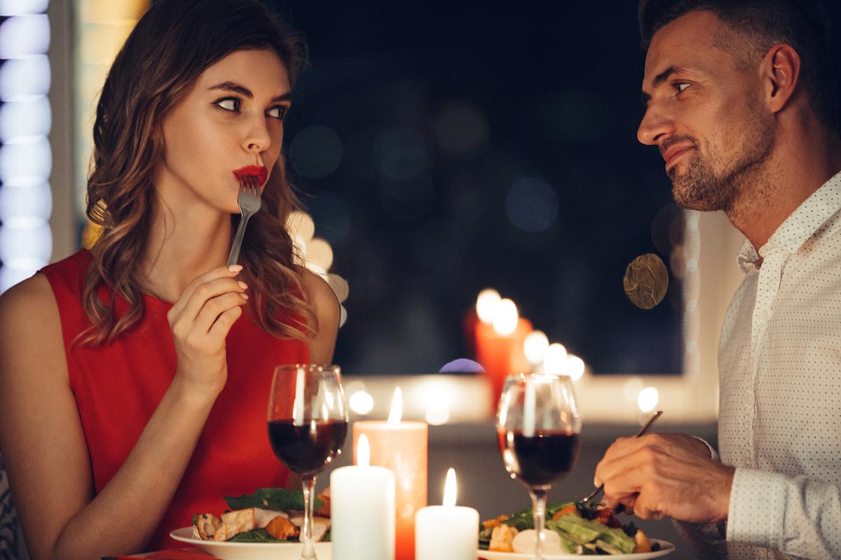 Signs-that-a-sugar-daddy-wants-a-long-term-commitment.jpg