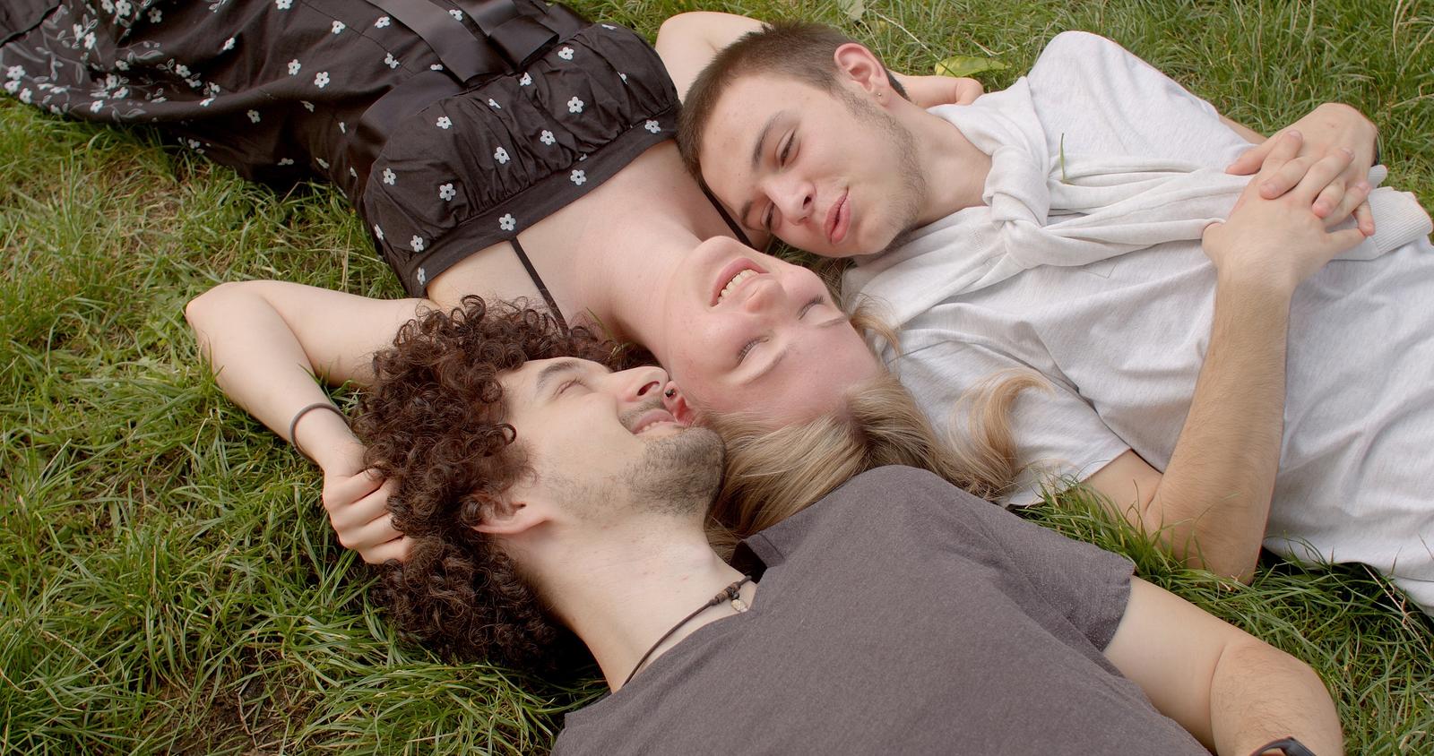 Polyamory-in-the-United-States.jpg