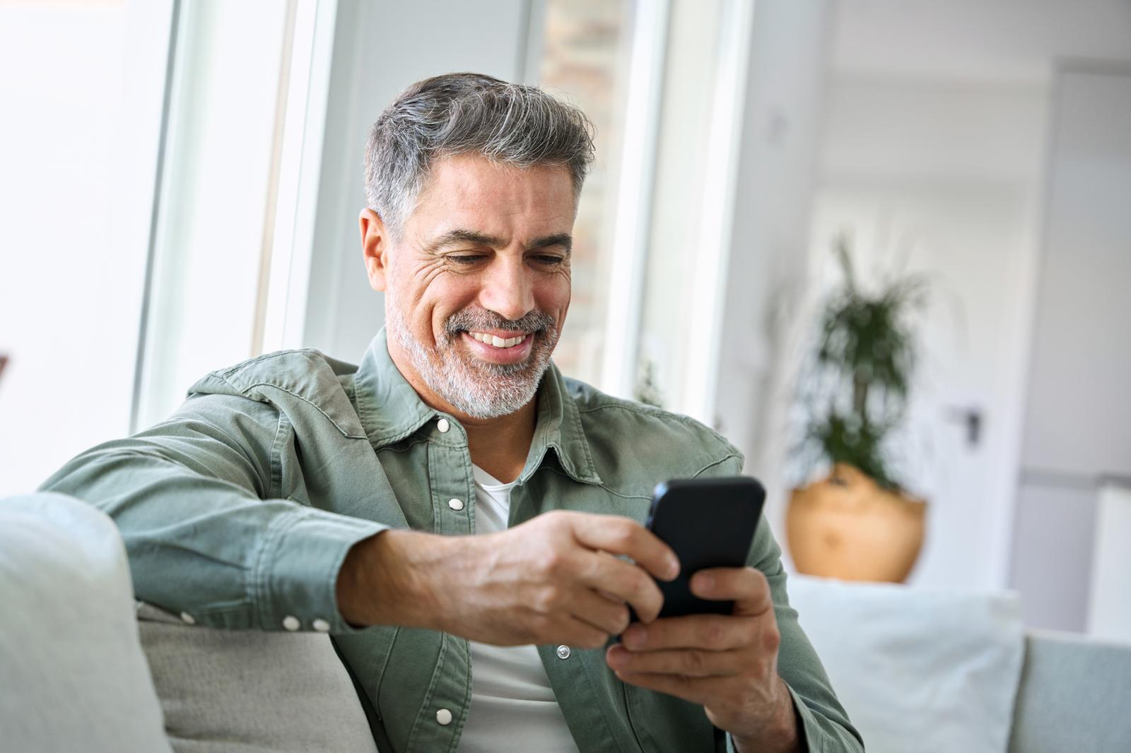How-to-Use-Dating-Apps-Without-Hating-Them.jpg